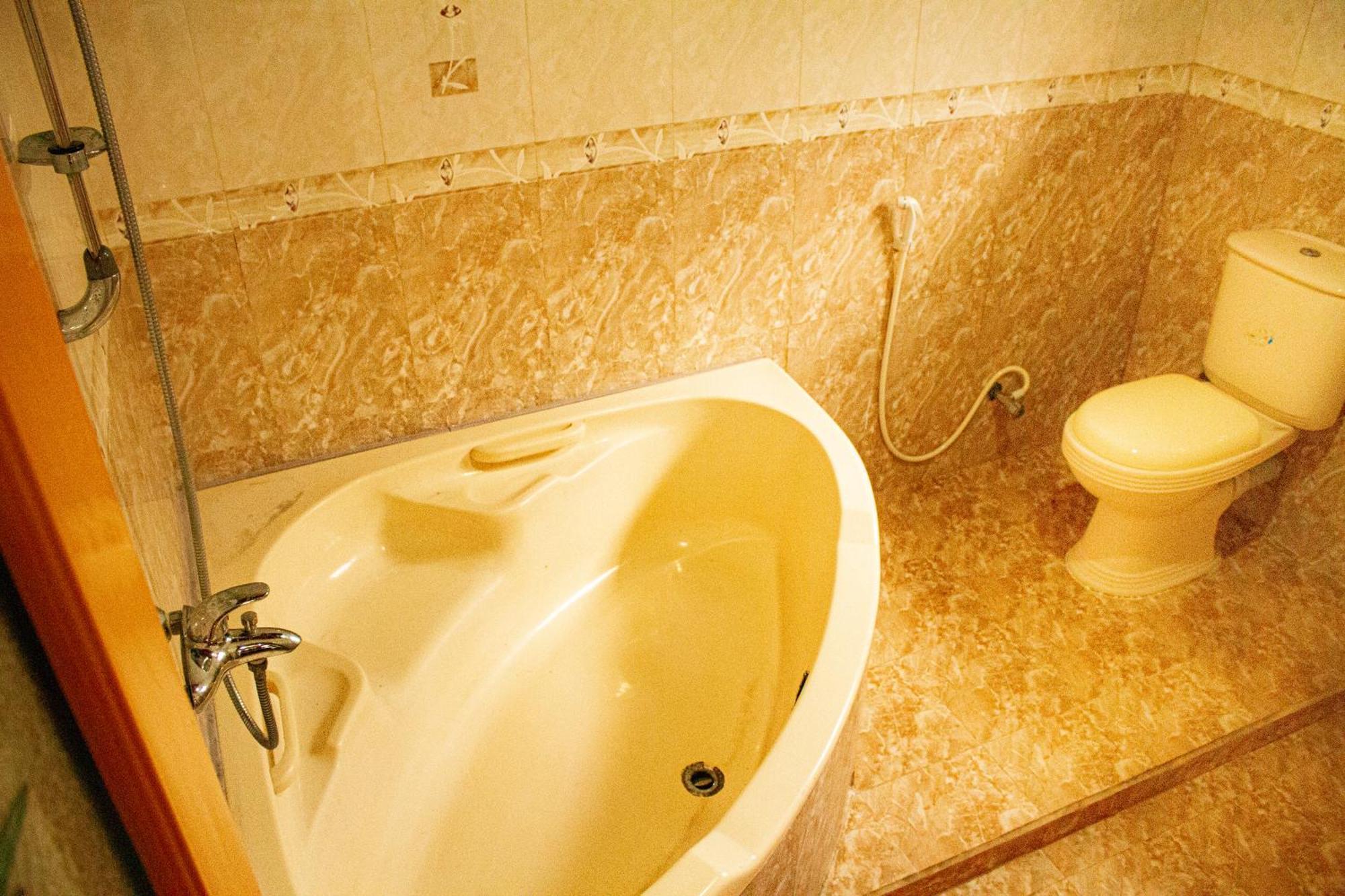 טנגלה Golden Town Hostel מראה חיצוני תמונה